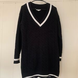 Black Cable-Knit V-Neck Sweater with White Trim